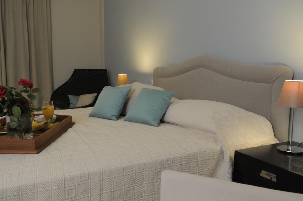 Athena Hotel Milopotamos  Rom bilde